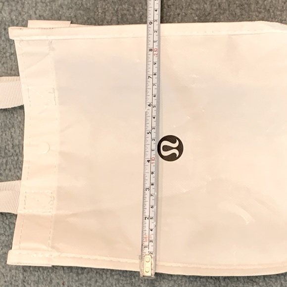 LULULEMON SMALL BLACK AND WHITE REUSABLE TOTE BAG PRE OWNED 9X12 - Picture 10 of 10